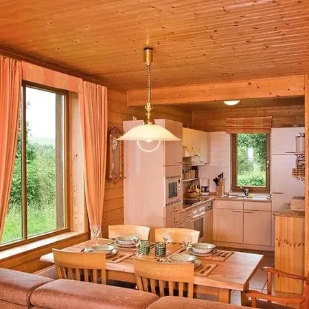 בית נופש Semi-detached House, האסלפלדה